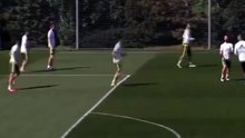 A lo 'Neymar': El gran control de Enzo Zidane en el entrenamiento