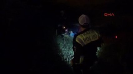 Edirne Kaza Yapan Alkollü Sevgililer Ekiplere Güçlük Çıkardı