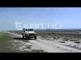 TRAFIKU I DROGES ME AVION, ITALIANET FILMUAN NDJEKJEN NE LARTESI