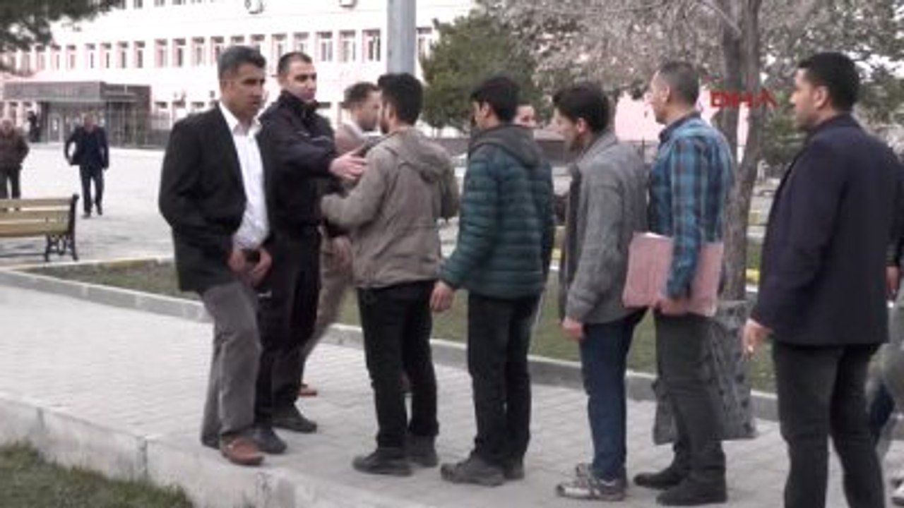 Muş'ta Canlı Bomba Eylemi Yapacağı İddiasıyla 2 PKK'lı Tutuklandı