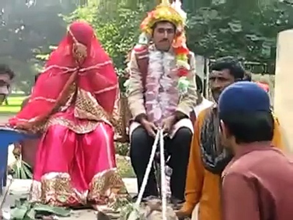 funny wedding............in pakistan 2016