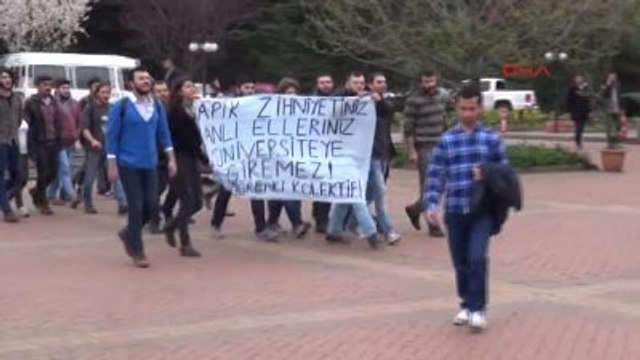 Trabzon Ktü?de Ensar Vakfı Protestosu Arbedesi: 22 Öğrenci Gözaltına Alındı 1-