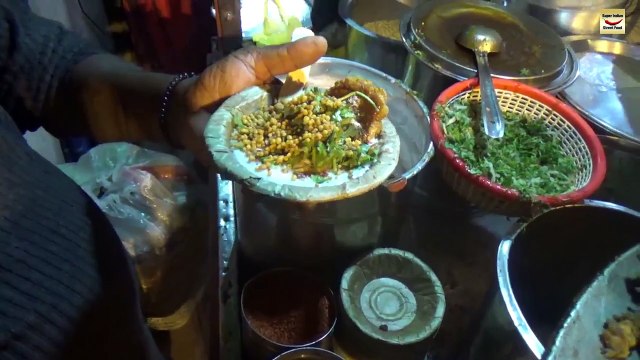 How Its Made Gadbad chaat at Mall Road Street Food Kanpur