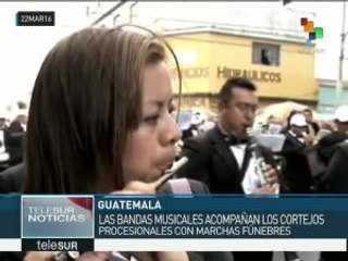 Guatemaltecos celebran la Semana Santa con gran fervor