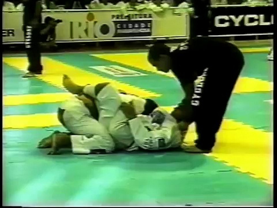 Roberto Correa (Gordo) - Jiu Jitsu Half Guard vol 1 full 24