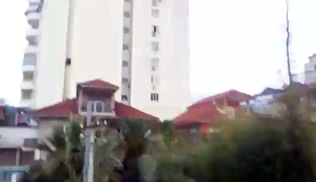 Flamuri grek tërbon tifozët shqiptar, sharje në kor