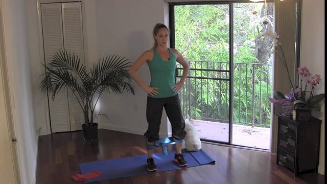 Build a Better Booty (Using a Band) - 20 Minute Natural Butt Lift Workout