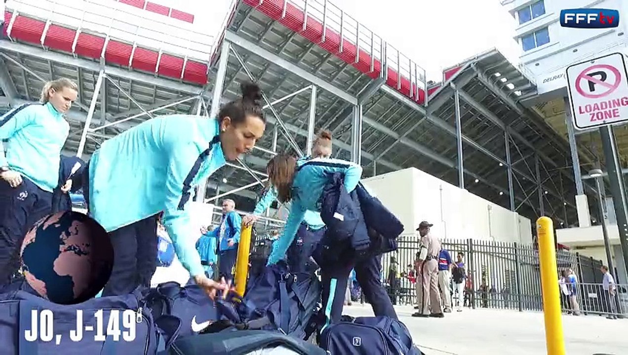 Au coeur de l'Equipe de France Féminine de football aux USA (HD)