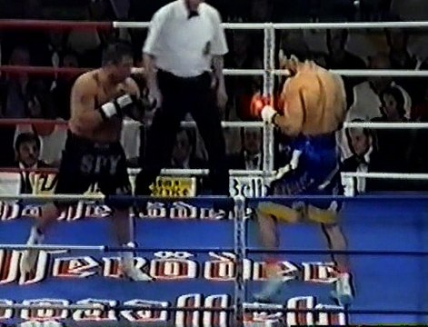 Wladimir Klitschko vs Tony LaRosa (22-05-1999)