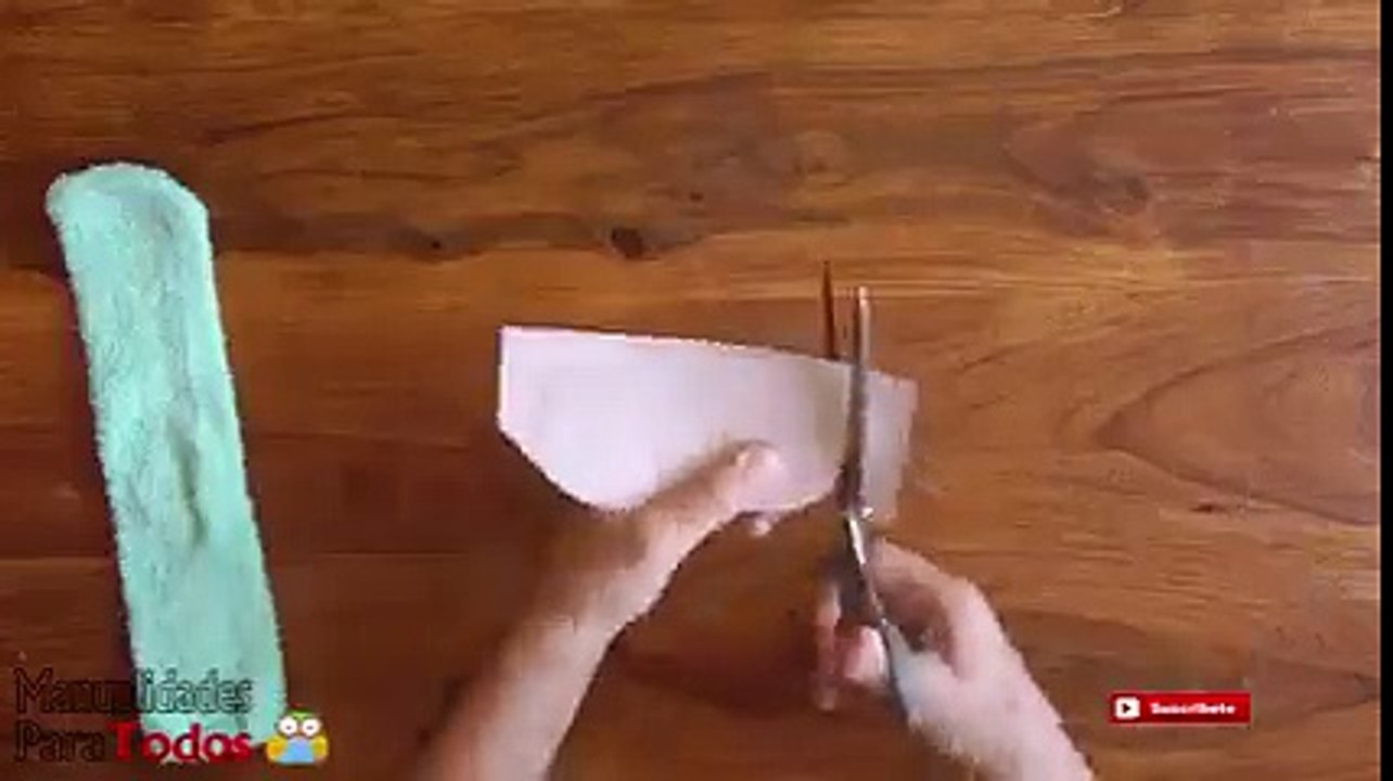 Faire une marionette avec un bas