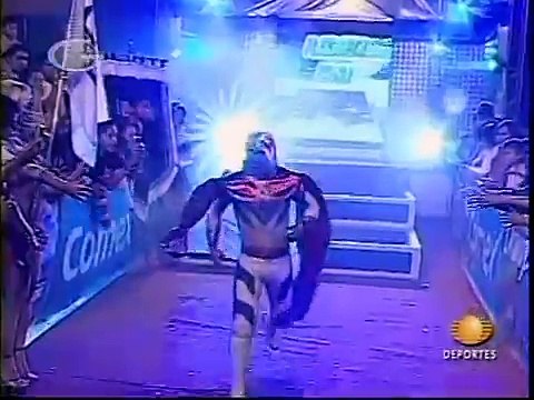 AAA-SinLimite 2009-01-25 Salamanca 01 M?scara Divina, Mini Charly Manson & M?scara Sagrada vs. Los Mini Vipers