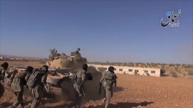 معارك عنيفة بين النظام وتنظيم الدولة بتدمر