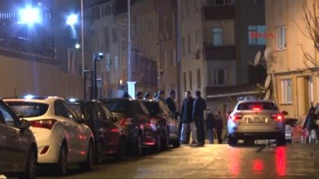 Çevik Kuvvet Yakınında Havai Fişek Patladı, Polis Alarma Geçti