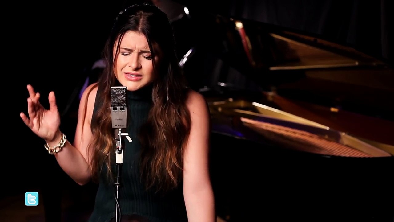 Brave - Sara Bareilles (Acoustic Cover by Savannah Outen)