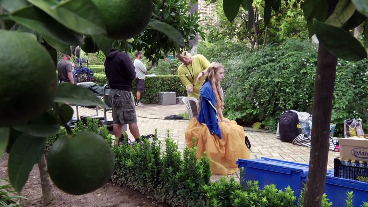 Game of Thrones Season 5: Episode #2 - Dorne & the Water Gardens Featurette (HBO)