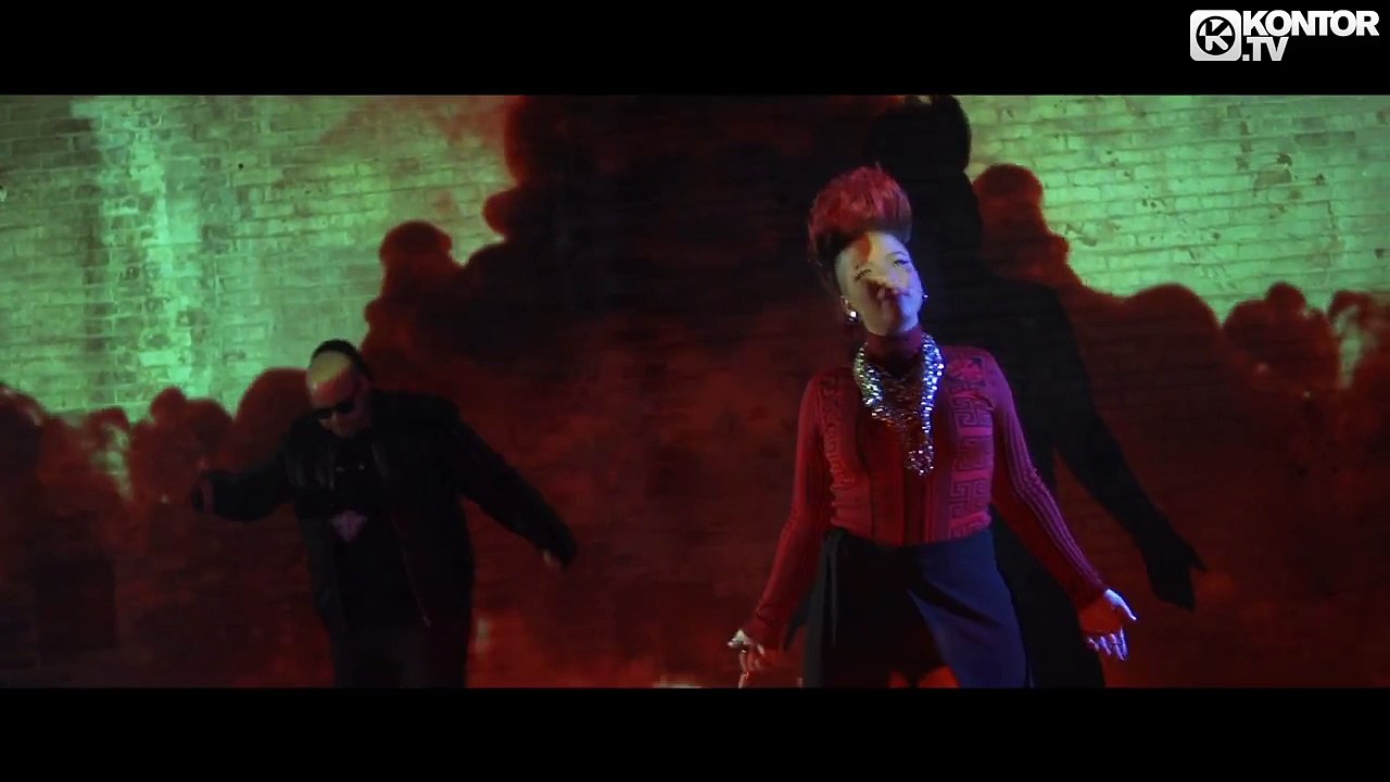 Eva Simons feat. Sidney Samson - Bludfire (Official Video HD)