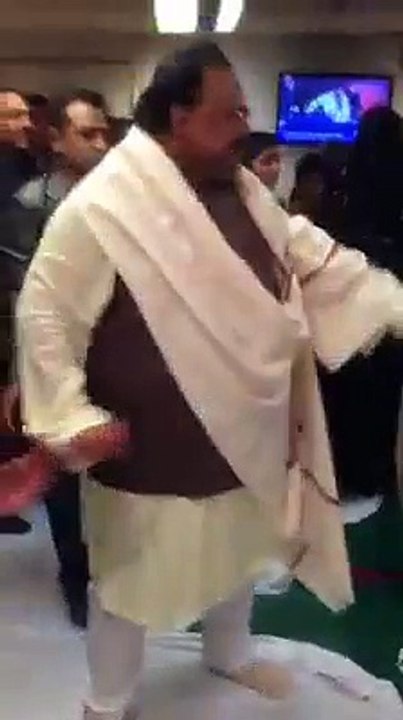 altaf bhai dancing