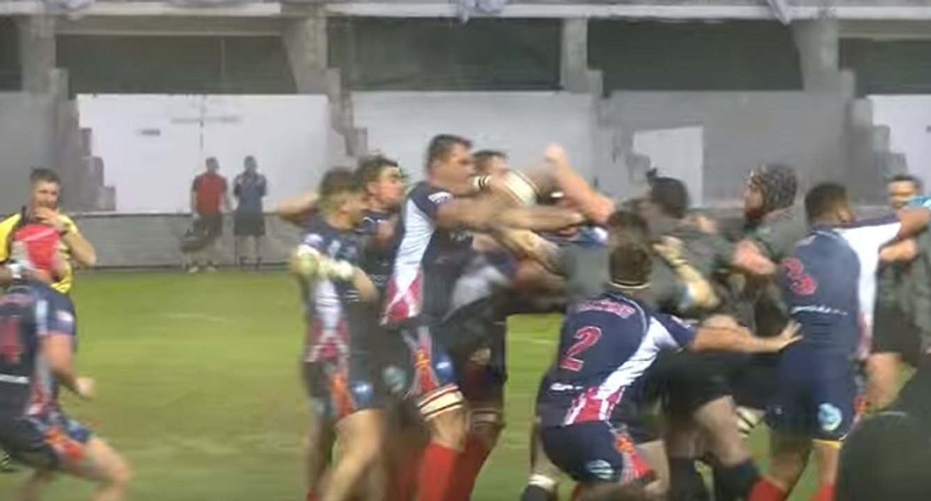 Rugby bagarre générale entre la Marine nationale et la Royal Navy