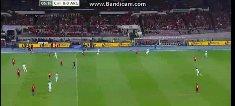 Sergio Aguero Fantastic Elastico Skills - Chile vs Argentina