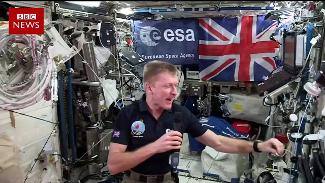 Tim Peake demonstrates gyroscope BBC News