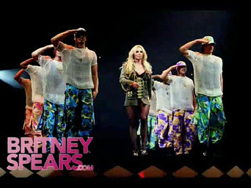 Britney Spears - Boys ( The Circus Starring Britney Spears Studio Version)