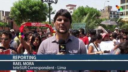 Peru: Hundreds Demand an End to Fujimori's Campaign