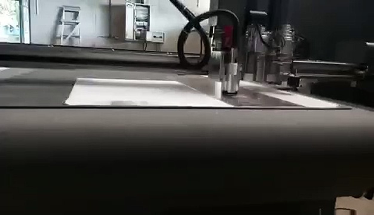 aokecut@163.com acrylic sheet PMMA cutter spindle router machine