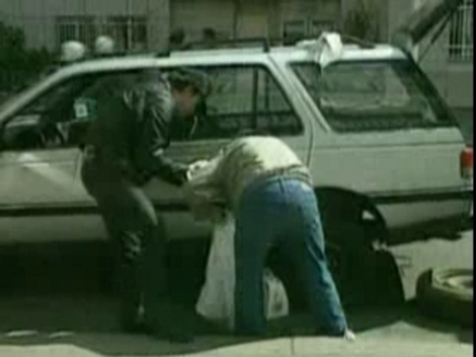 Laurent baffie  change mon pneu