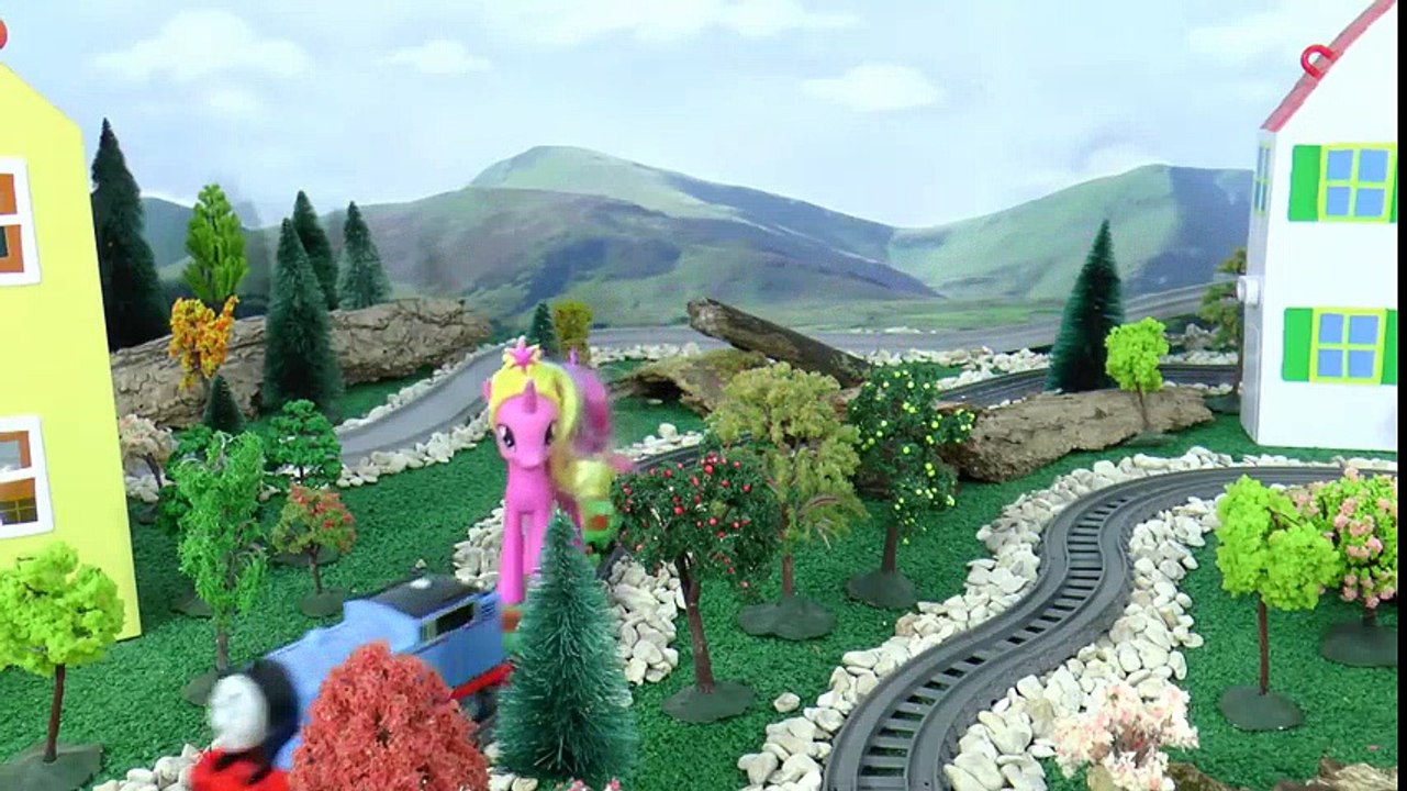 Thomas & Friends Spooky Stories with Play Doh Lego Scooby Doo Minions Toys Halloween and Peppa Pig  Scooby Doo