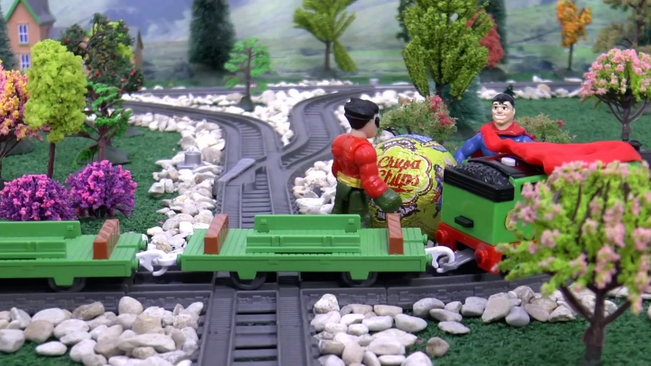 Thomas and Friends DC Super Friends Minis Toys Play Doh Surprise Eggs Justice League Spong