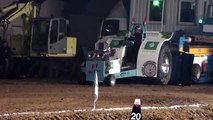 Indoor Tractorpulling Zwolle 2011 : Woody Woodpecker Breaks Down