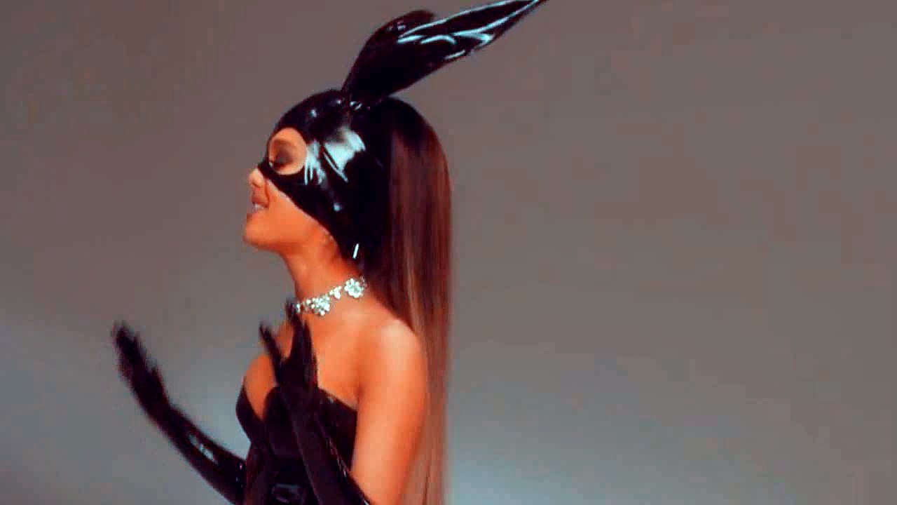 Dangerous Woman vine