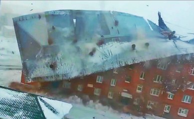 Rüzgar Çatıyı Yerinden Söktü