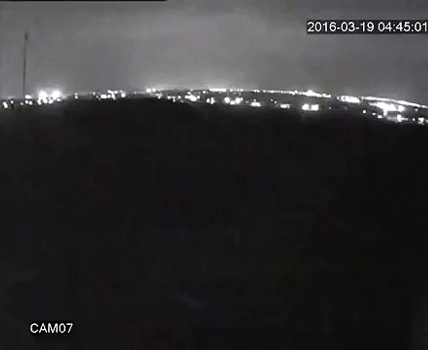 Une seconde vidéo montre lavion FlyDubai tomber au sol comme une pierre (Russie) CHOC