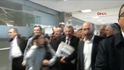 Can Dündar ve Erdem Gül İçin Adliyede Yoğunluk