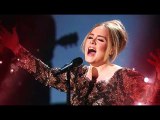 Attentati Bruxelles: Adele omaggia le vittime e insulta i terroristi