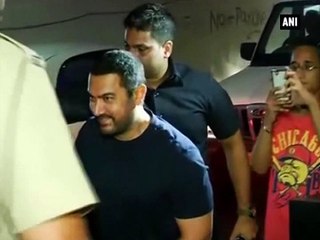 ‘Perfectionist’ Aamir finds best way to use his over-sized clothes