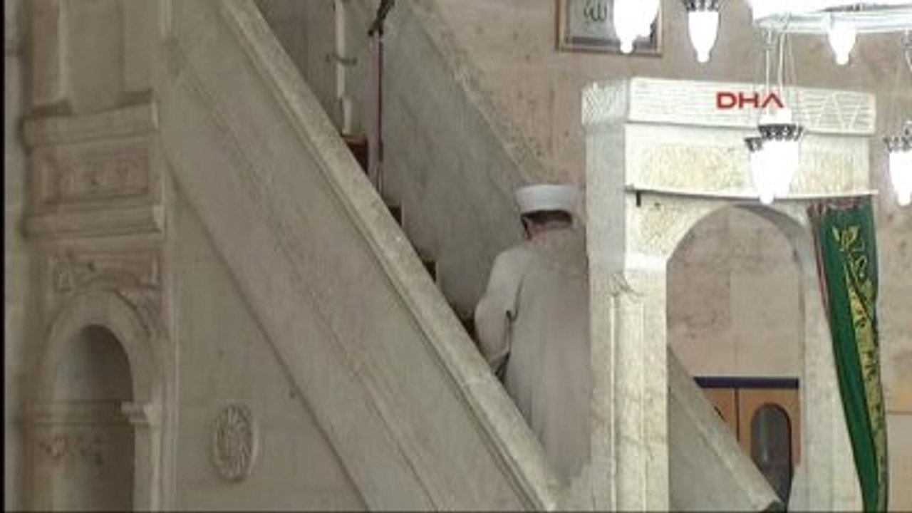 Diyarbakır Diyanet İşleri Başkanı Mehmet Görmez Cuma Hutbesini Selahattin Eyyubi Camiinde Verdi