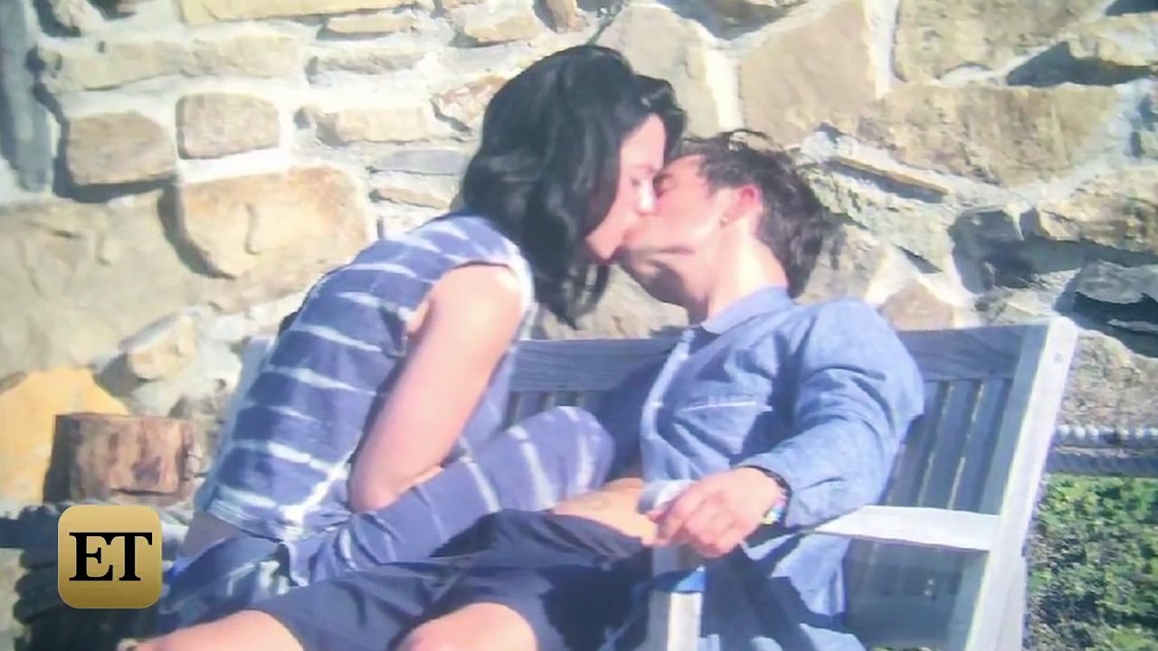 Katy Perry and Orlando Bloom Lock Lips in Malibu -- See the Pic!