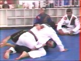 Ricardo De La Riva - Brazilian Jiu Jitsu tecniques 21