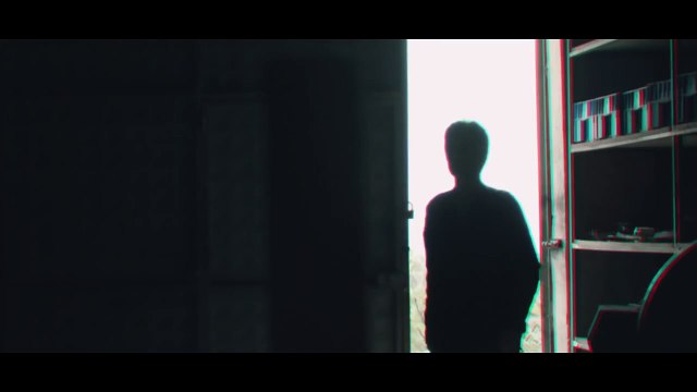 Deniz Demiröz - Boşuna Yaşıyoruz