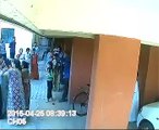 Pune Angry Man Beats Neighbour With BIG STONE Pune Attack CCTV Footage Exclusive Video
