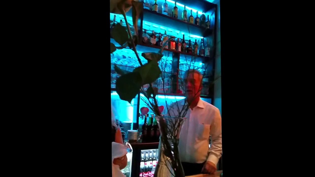 Alleinunterhalter Elvis Dambra Italienischen und Internationalen Party Musik