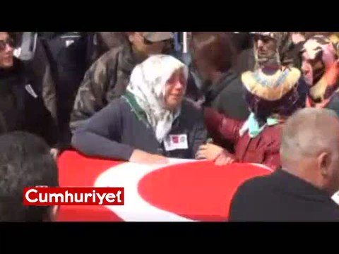 Şehit annesi: Ben sana doyamadım, veremem kara toprağa