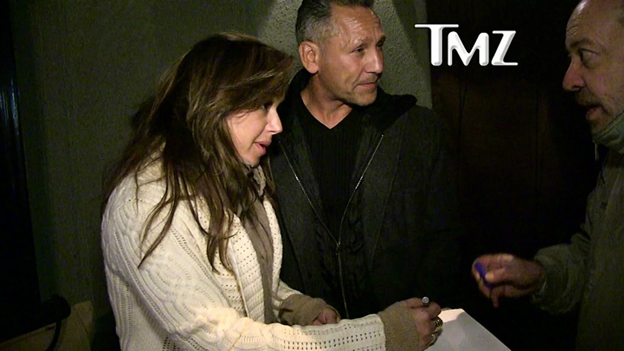 Leah Reminis Scientology War with Kirstie Alley -- Id Rather Kill Her with Kindness