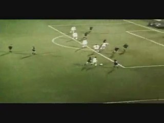 Αποσύρθηκε το Νο 14 που που ενέπνευσε μια γενιά και άλλαξε το ποδόσφαιρο