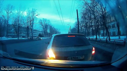 Car Crash Compilation # 671 - February 2016 (English Subtitles)