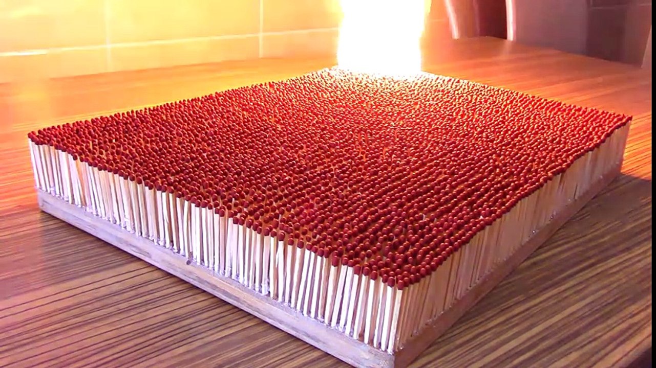 Il craque 6000 allumettes d'un coup