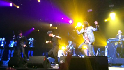 «Uptown Funk» Е.Сесарев, А.Бон и Ф.Черевко (Санкт-Петербург, «А2», 07.03.15) (Ирина Поспелова)