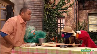 Sesame Street - O Saurus